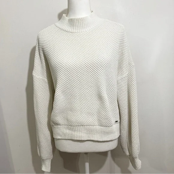 Hollister Women’s White Textured Knit Mock Neck Sweater — Size L - Picture 1 of 8